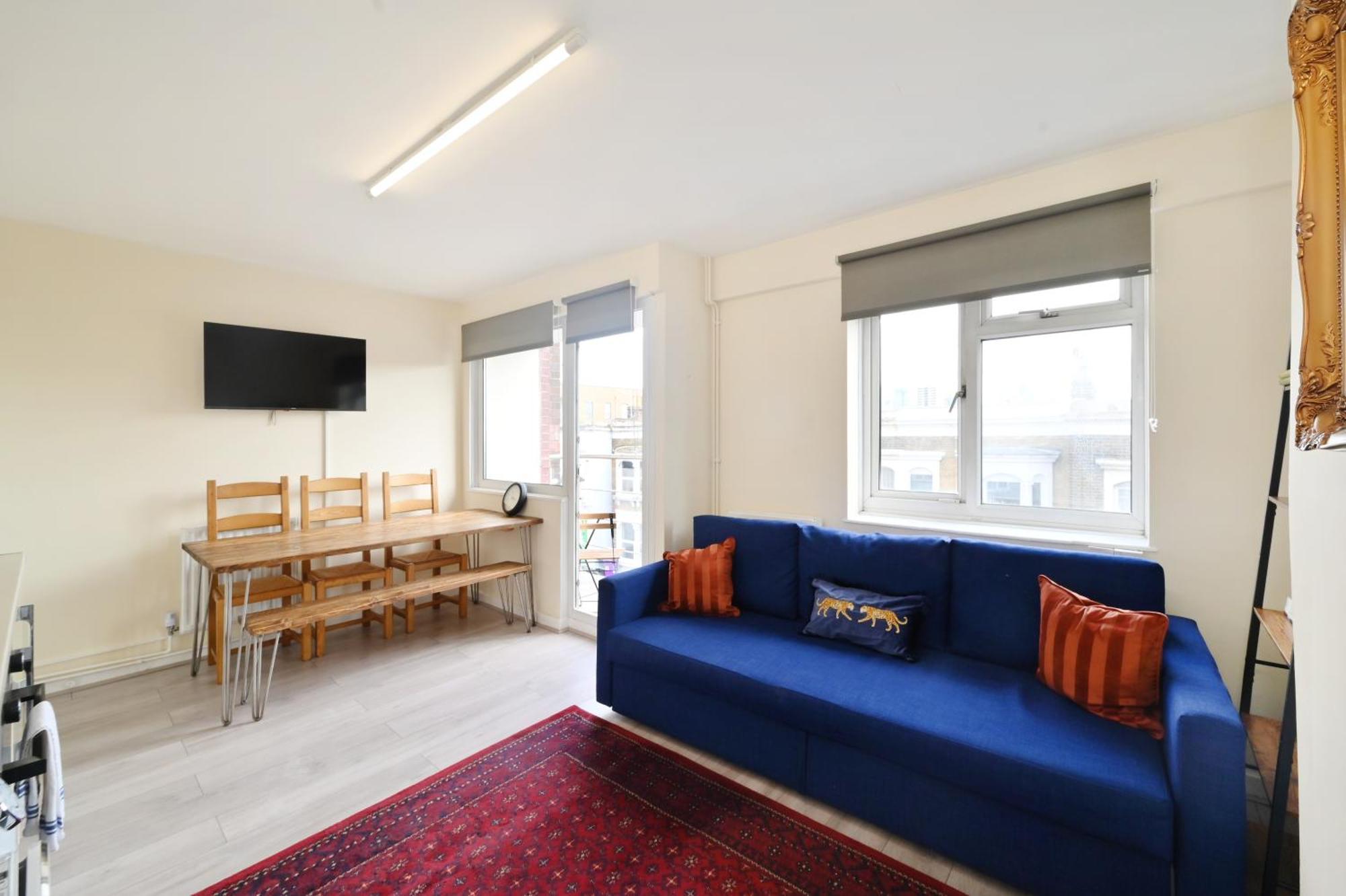 Spacious 5 Bedroom 3 Mins Walk From Mile End * Londen